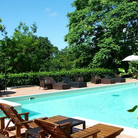Attractive Cottage In Colonnella With Swimming Pool Holiday home *
