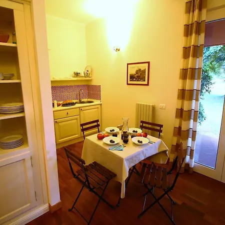Attractive Cottage In Colonnella With Swimming Pool *