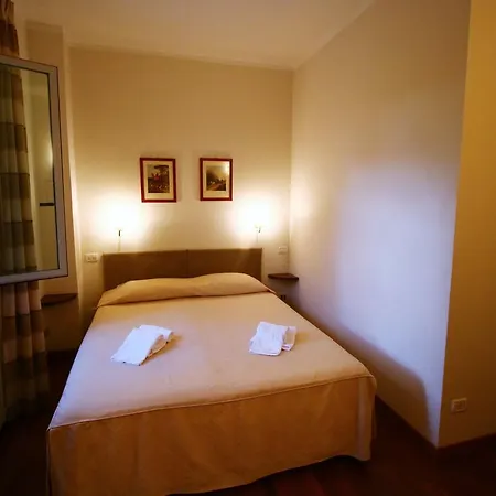 Attractive Cottage In Colonnella With Swimming Pool *