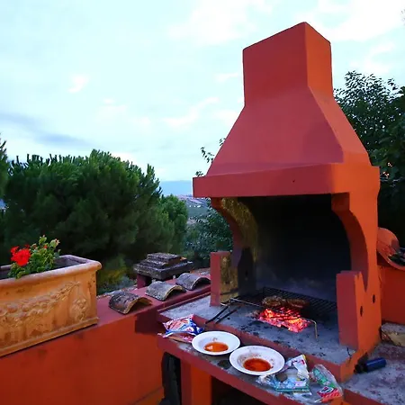 Attractive Cottage In Colonnella With Swimming Pool Holiday home